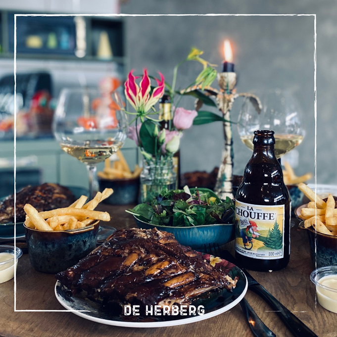 Familie Spareribs Box voor 4 personen.